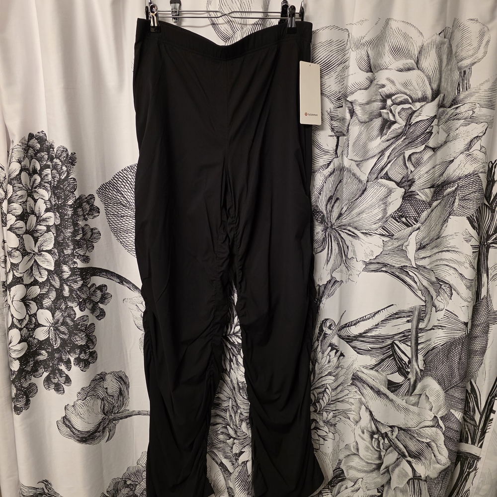Lululemon Dance Studio Slim-Fit High-Rise Flared Pant (Black, Size XL)